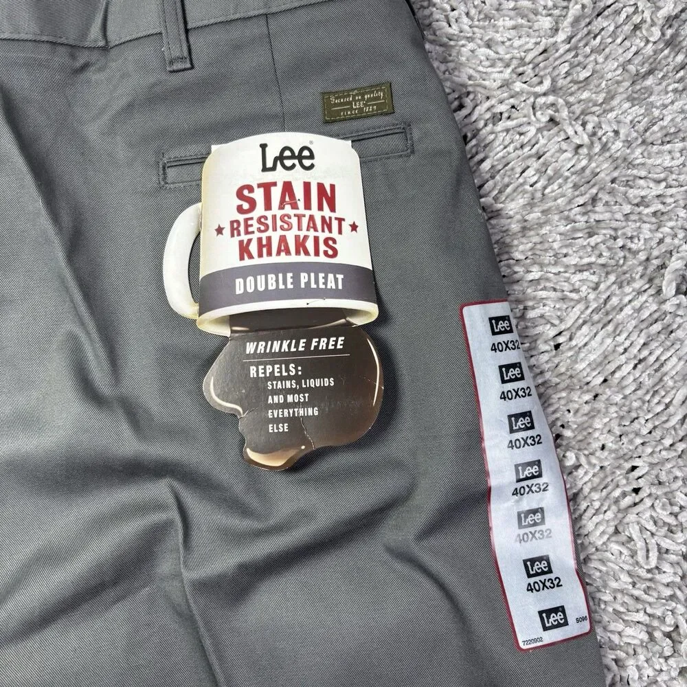 LEE Stain Resistant Khakis Mens 40x32 Gray Double Pleated Wrinkle Free Work NEW
